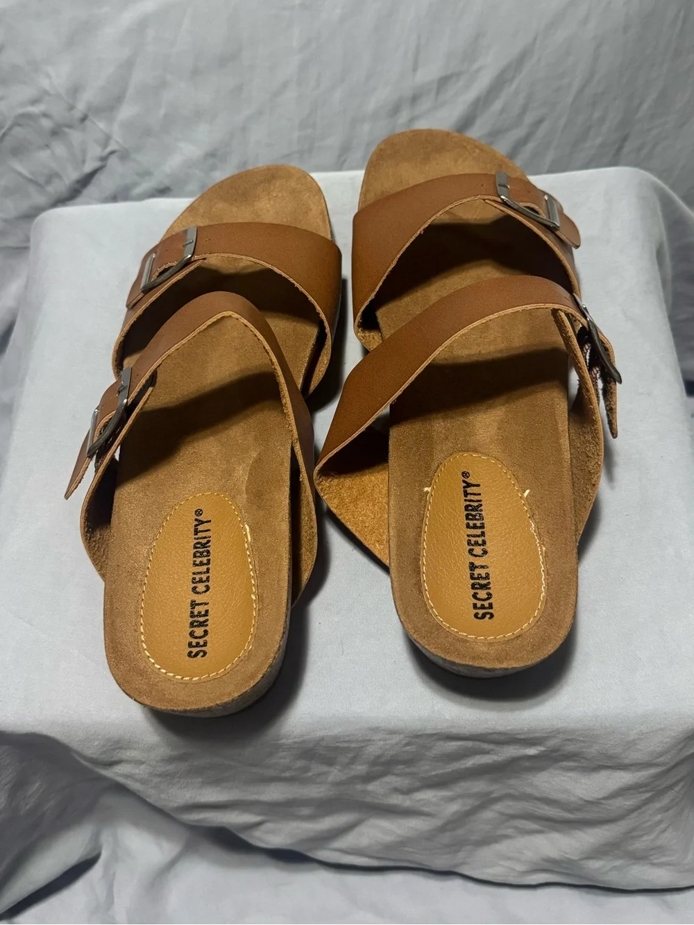 Women’s tan sandals size 10